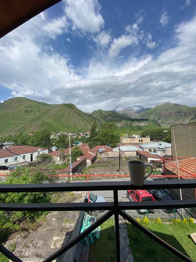 Uptown Boutique Kazbegi Hotel Buitenkant foto