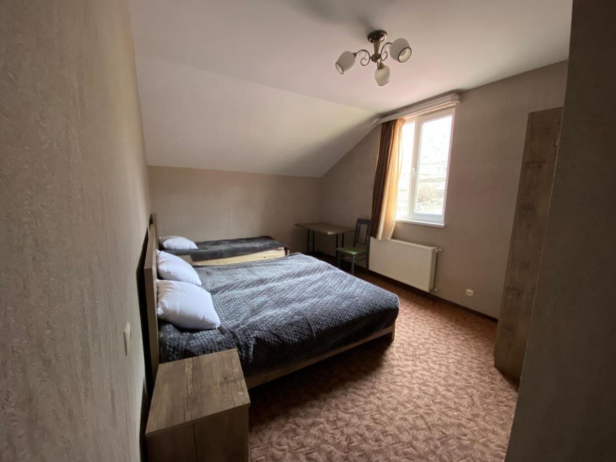 Uptown Boutique Kazbegi Hotel Buitenkant foto