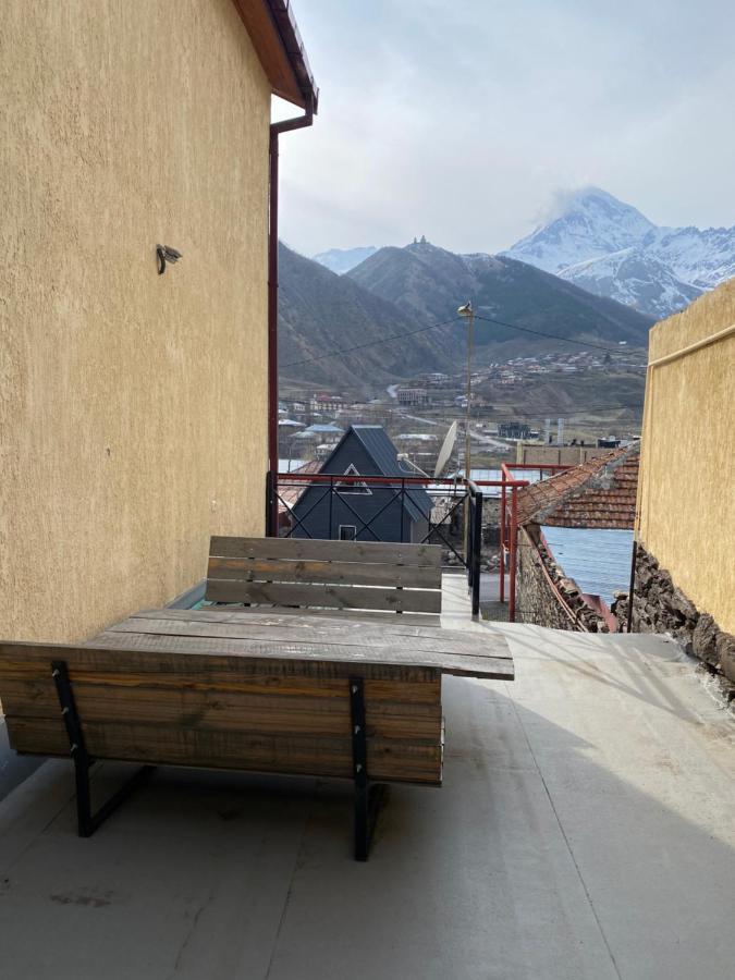 Uptown Boutique Kazbegi Hotel Buitenkant foto