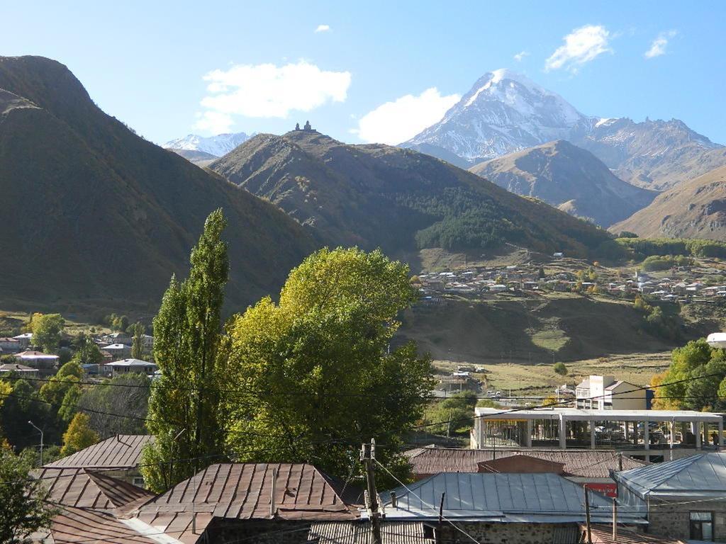 Uptown Boutique Kazbegi Hotel Buitenkant foto